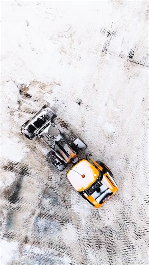 When the snow piles up, the #JCB 409 wheel loader delivers precision control and unmatched visibility. Whether it’s a sunrise cleanup or midnight removal, this wheel loader doesn’t clock out until the job’s done. ❄️ 💪 #WheelLoaderWednesday #JCB #JCBWheelLoader #WinterTime #SnowRemoval | JCB Agriculture