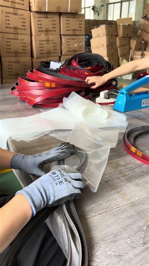 Factory daily vlog#IndustrialBelt #conveyorbelt #RubberBelt #Manufacturing #IndustrialSupply