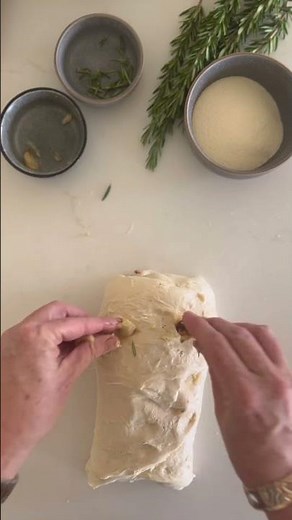 Roasted Garlic Sourdough Loaf