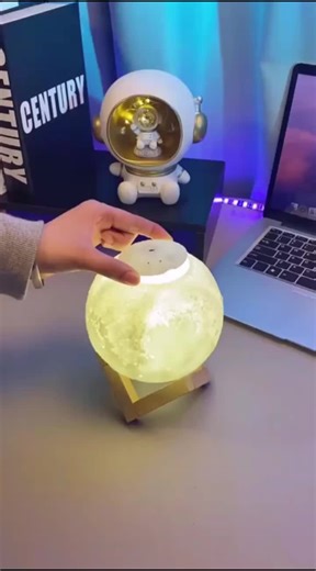 Moon Lamp Humidifier - Beautiful Luminaria