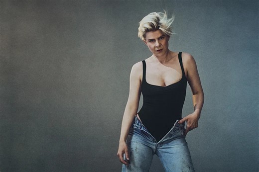 Robyn Returns With First Original Solo Single in 7 Years, ‘Dopamine’