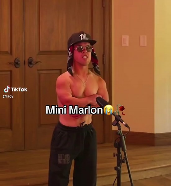Mini Marlon