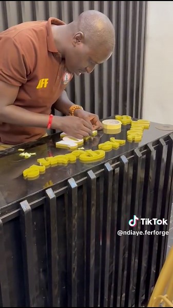 Installation boutique from ndiaye fér forgè