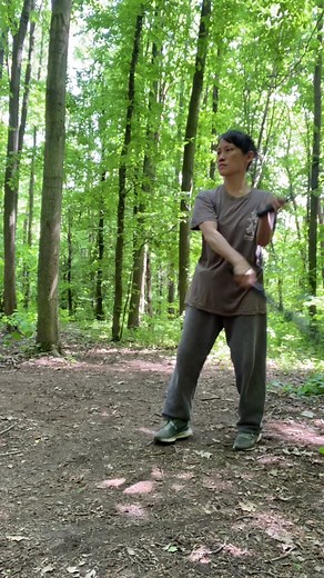 Double Sword Flower - Senseless Spinning - double stick, sabers and whipchain So here’s an embarrassing fact, in over 20 years of Chinese martial arts training, both modern and traditional, we never trained these double sword flowers on a target. Even in choreographed partner sets, moves like this never had a purpose. In fact, sword and staff spinning, though practically in almost all forms, has become largely flashy and ornamental with very little functionality. In kali, l learned these as part