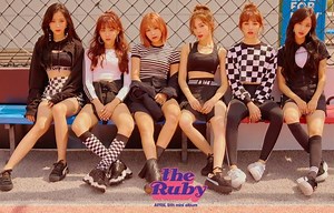 April 攜迷你六輯回歸，主打歌《Oh! my mistake》MV 公開