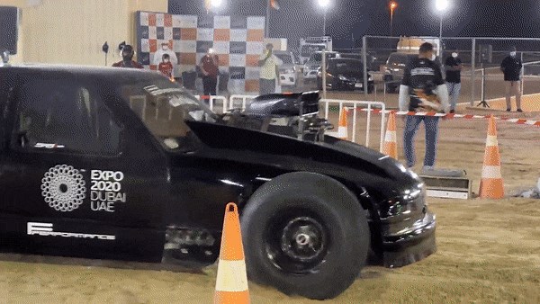 Abu Dhabi's Insane Sand Drag Racers Have Up To 4,000 HP | Carscoops