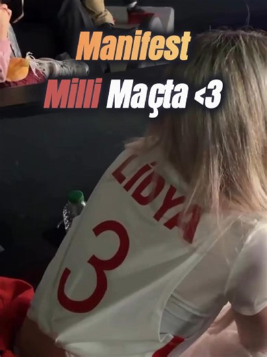 Tribünde milli maç coşkusu 🇹🇷🔥 #manifest #manifam #manifestgirls #millimac #basketbol #fyp #foryou #tiktok #tiktokviral #viralvideos
