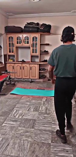 crunches routine #posingtips #fitnessmotivation #todaysreality #transformation #gymlife #positivevibes