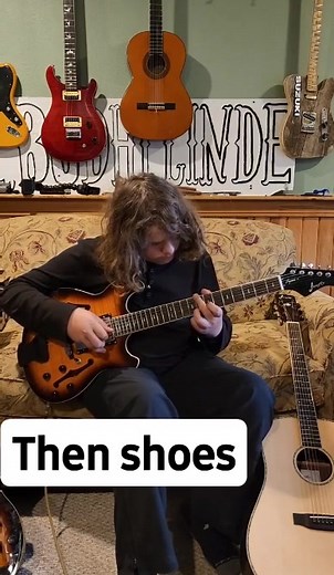 Languedoc Style Guitar