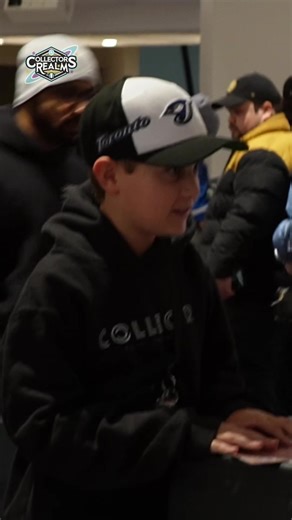 He tried to cook me with a Dark Charizard but forgot I do this for a living 🤣 #vendor #pov #pokemon #psa10 #goldstar