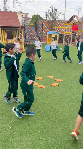 2K views · 16 reactions | Listen, read and identify - K3 | New Kids Kínder | Facebook