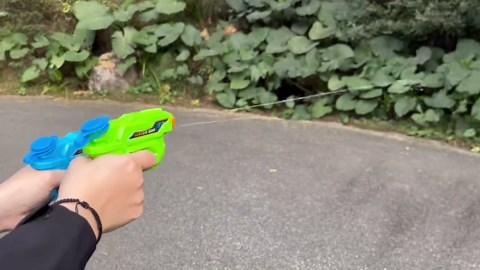 Water Guns for Kids, Squirt Guns Mini Water Pistol Small Water Blaster Toys for Boys Girls Toddlers, Summer Toys for Outdoor Swimming Pool Beach Water Gun