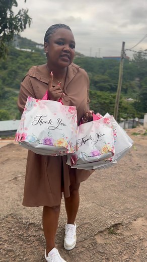 Asibonane kusasa West street McDonald’s opposite Jet 9-12 14 inch closure 3 bundles R350 0698616769 | Ayanda Pinket Nobel