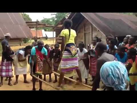 Suriname Women Celebrating / tradition Dancing #dance