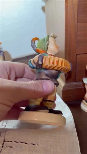 Vintage Hummel Figurines, Hummel Heavenly Angel, Goebel MJ Hummel, Accordian Boy, the Builder, Made in Germany, Christmas Angel Figurine - Etsy