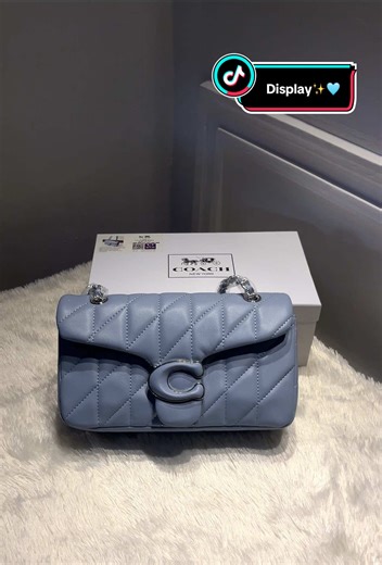 Explore Our Stunning Tote Bag Collection!