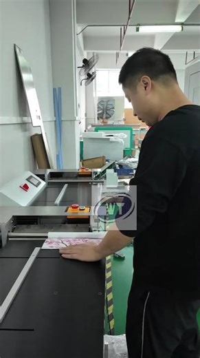 poster roll machine