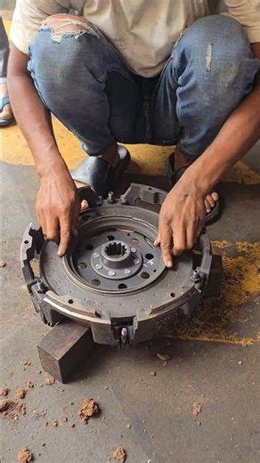 tractor dual clutch repair #clutch #mechanic #shorts #viralvideo