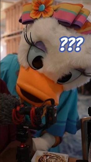 Daisy Duck SURPRISE! 🦆