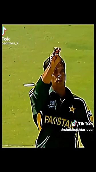 shoiab V's sweg 👀#viralshort #shoib_akhter #page #growih @🇺🇲cricket _lover💸