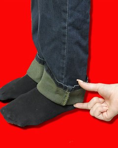 The best method! How to shorten jeans while preserving the factory seam. | MomCut - Deutschland