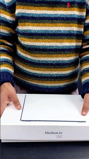 Unboxing the new MacBook Air M4 – 15” in Midnight! Sleek. Powerful. Stunning.