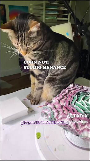 Textured Art Techniques: Painting with Unusual Materials