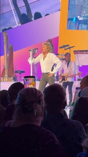Forever Young, Rod Stewart, Caesar’s Palace, Las Vegas, October 4, 2025