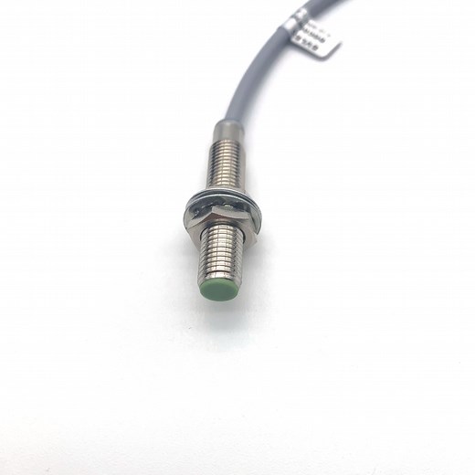 [Hot Item] Industrial M8 Inductive Proximity Sensor with Adjustable Detection Range
