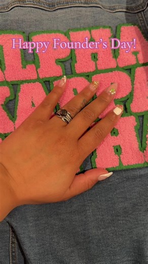 SKEE-WEE to my lovely Sorors of Alpha Kappa Alpha Sorotity Inc. Happy Founder’s Day to the First and the Finest Black Greek Sorority. Alpha Kappa Alpha was founded on January 15, 1908 at Howard University forging a path for Black Women in America to have their own social circles which they were left out of. Now Alpha Kappa Alpha has over 365,000 members worldwide and over 1000 chapters, both undergrad and graduate. Today if you see one of my Sorors in their highly recognizable colors, Pink and G