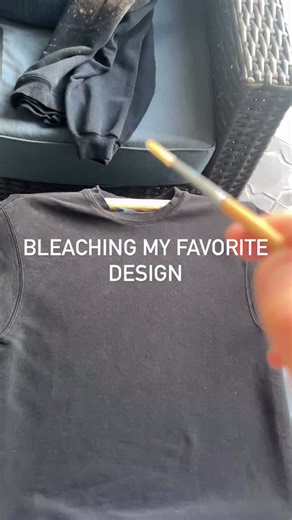 Cili on Instagram: "May god bless you . #art #artist #jesus #fashion #painting . Design credit: @mad.charcoal"