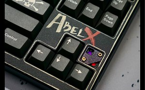 【代组作业】Matrix Abelx CE 蕾丝轴在这套件上，和骨场键帽挺配的，号称死亡机关枪X.X 打字音分享