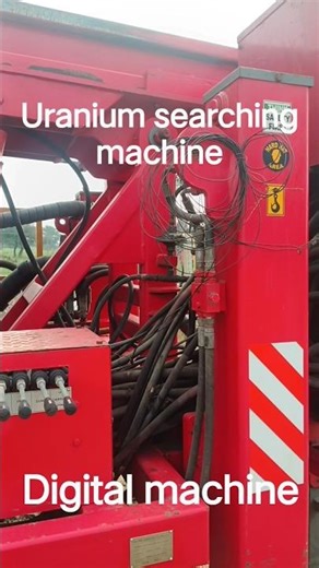 Uranium Ore in a Cloud Chamber #science #physics#viralvideo#uranium weapon