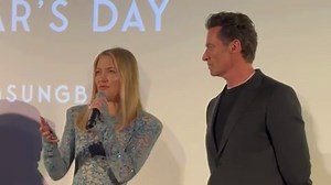 Kate Hudson shows off toned physique in sultry black lingerie and stockings