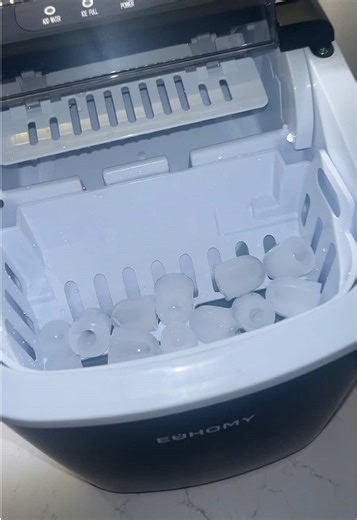 Makes the perfect ice cubes! #icemaker #ice #fyp #colddrink