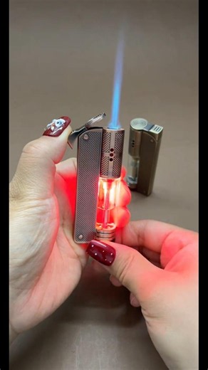 Unboxing a Viral TikTok Classic Lighter! 👀