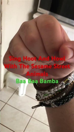 Sing Hoot And Howl With The Sesame Street Animals Baa Baa Bamba