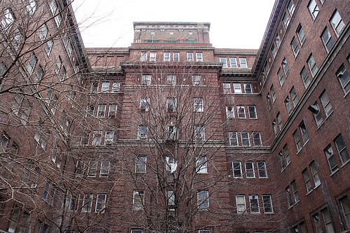 Dr. Lauretta Bender's Child ECT Experiment, Bellevue Psychiatric Hospital (Historical Marker) - Clio