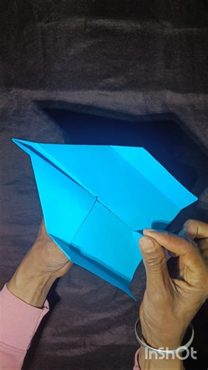 Paper Plane Test – 100 FEETS 😳#shorts #paperplane #airplane