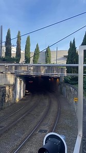 🚇 CT a todo o gás, rumo ao Aeroporto. 📹 metrodoporto_fanpage (IG). | Metro do Porto