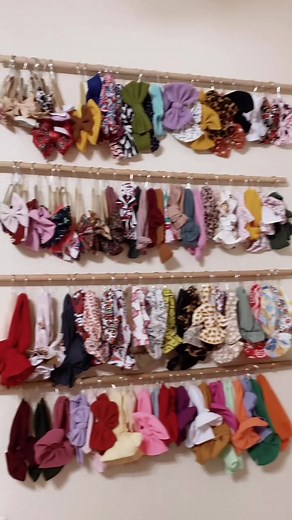 DIY Bow Hanger for Baby Girls | Creative Bowtique Project