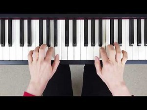 How to play E Minor Contrary Motion Scale on the Piano (Right & Left Hand - Correct Fingering)