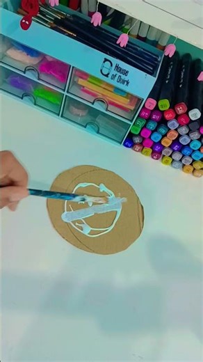 DIY Rapunzel spinning sun room decor tutorial #diy #craftboxx #art