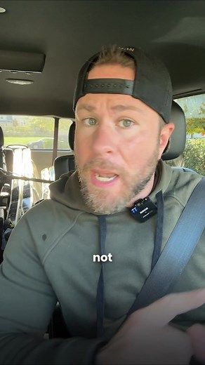 110K views · 801 reactions | I'm the king of blue collar, and I make multi-6 figures a year as a freelance insurance adjuster. Stop believing the myth that claims are hard to find! IA firms are desperate for reliable adjusters. Get on multiple rosters, follow up personally, and build relationships. Finding consistent claims work isn't hard when you do it like I do. #SideHustle #Roofing #Construction #BlueCollarJobs #FreelanceLife #ClaimsAdjuster | Claim Daddy | Facebook