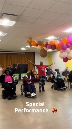 Yesterday, ADAPT was thrilled to welcome Misha Collins, founder of Random Acts, to our Lawrence Avenue Day Program! During his visit to our Brooklyn Program, Misha toured the site, learned about our children’s program, and explored our pool, clinic, and TechWorks space. He also spent some time with our people supported, who were especially excited to meet him during their play rehearsal. They had the chance to perform and discuss his iconic role as Castiel in Supernatural. We’re so grateful to M