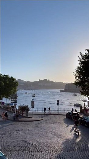 Portugal #11 - The Luís I Bridge in Porto 🇵🇹 | Engeyum Kadhal | #travel #portugal #europetravel