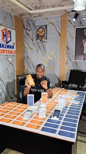 #videoviral #fyp #17promax #halwarporableshop @Halwar Portable Dakar | iphone17promax