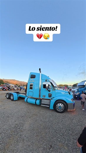 Freightliner Trucking: Columbia Freightliner Moments