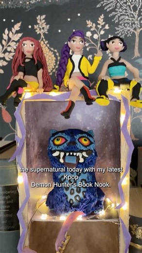 KPop: Demon Hunters Book Nook GLOWING Tutorial (feat. Bandit, the next KPop idol)