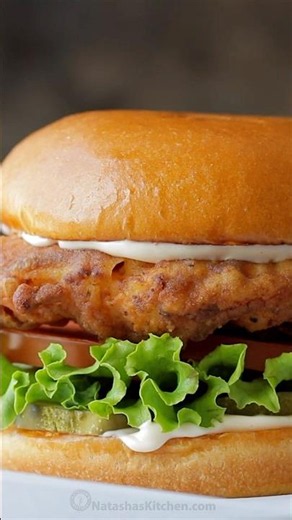 This Chicken Sandwich Crunches #shorts
